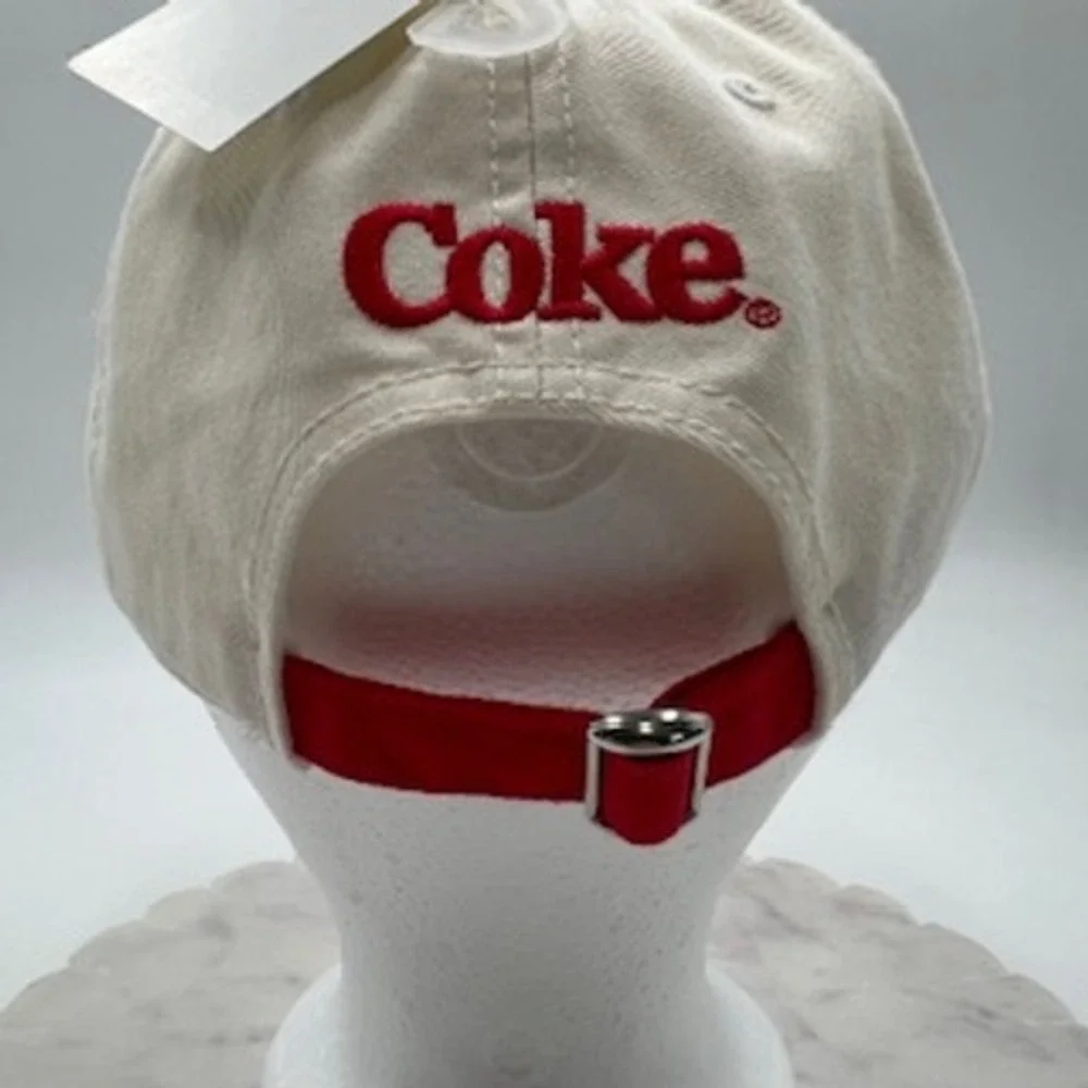 Coca-Cola Polar Bear Heart Embroidered‎ Baseball Cap Cream Red Adjustable Hat